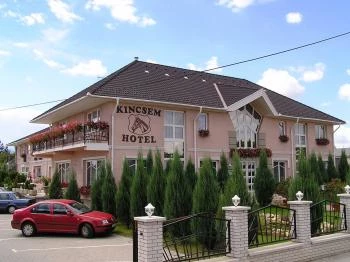 Kincsem Wellness Hotel Kisbér Kincsem Wellness Hotel Kisbér