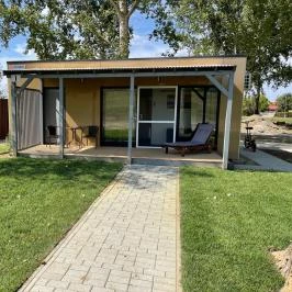 Tisza-tó Apartmanpark Kisköre - Medence/kert