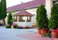 Betti Motel Kiskunhalas