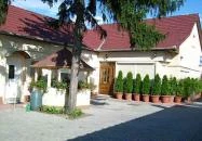 Betti Motel Kiskunhalas