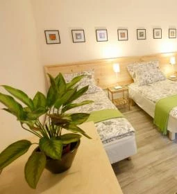 Harangvirág 36 Vendégházak