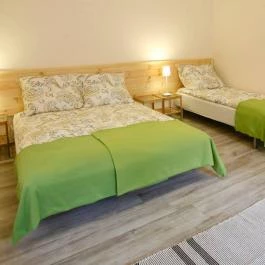 Harangvirág 36 Vendégházak Kismaros - Szobák