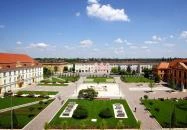 Komárom - Szabadság tér 