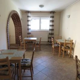 Thermál Apartmanház Komárom - Vendéglátás
