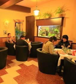 Gőzmalom Hotel & Étterem