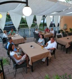 Gőzmalom Hotel & Étterem