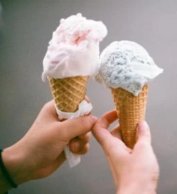 Kőröshegyi Fagyizó