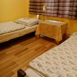 Koppányvölgy Gyermek-és Ifjúsági Tábor Kőröshegy - Szobák