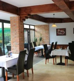 Írottkő Hotel étterme