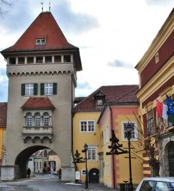 24. legjobb látnivaló: Hősök Tornya