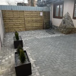 Fortuna Apartman Kőszeg - Medence/kert