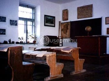 Evangélikus oskolaház - Iskolatörténeti kiállítás Kötcse