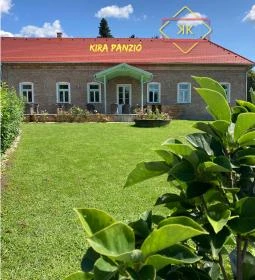 Kira Panzió