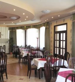 Favorit Fogadó & Étterem