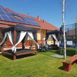 Heléna Hotel & SPA Levél - Medence/kert