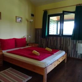 Rejtek Vendégház és Kisrejtek Apartmanház Lispeszentadorján - Szobák