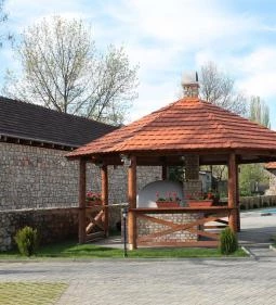 Mádi Kúria Hotel és Rendezvényközpont