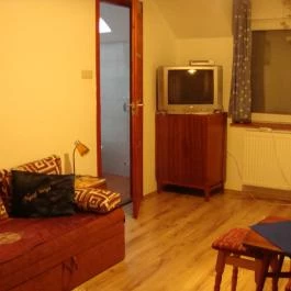 Nyugi Tanya Magyartés - Egyéb