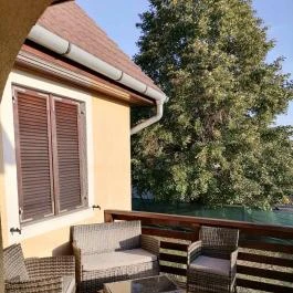 Márkói Vendégház Márkó - Medence/kert