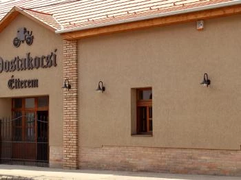 Postakocsi Étterem Martonvásár