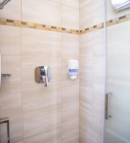 4 Évszak Hegyihotel