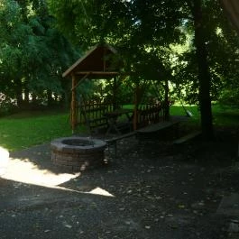 Hegyilevegő Panzió Mátraszentimre - Medence/kert