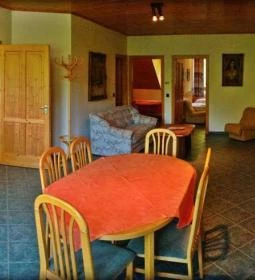 Hetényi Családi Pincészet Vendégháza