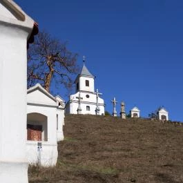 Hétfájdalmú Szent Szűz-kápolna Mecseknádasd - Egyéb