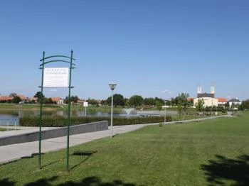 Kavicsos-tó Szabadidőpark Mezőkövesd