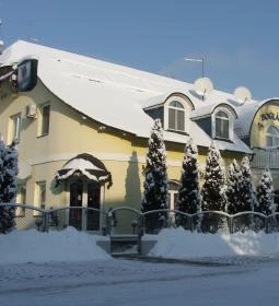 Boglárka Panzió-Étterem 