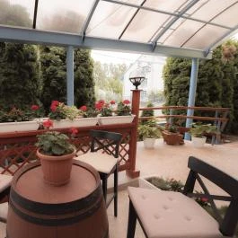 Boglárka Panzió-Étterem Mezőkövesd - Medence/kert