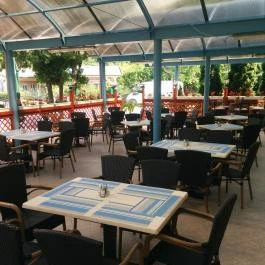 Boglárka Panzió-Étterem Mezőkövesd - Medence/kert