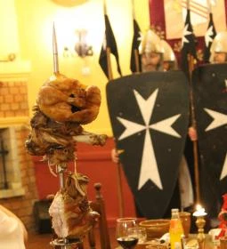 Aranykorona Történelmi Étterem & Látványpince