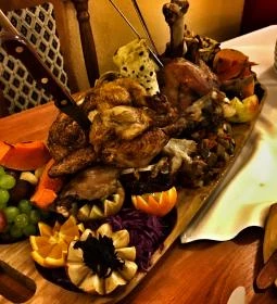 Aranykorona Történelmi Étterem & Látványpince