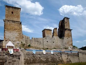 Lovagi Tornák Tere Miskolc