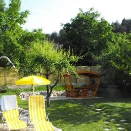 Bükk Vendégház Miskolc - Medence/kert