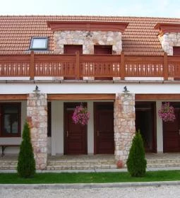 Diósgyőri Várkert Panzió