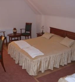 Diósgyőri Várkert Panzió