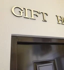 Gift House Apartman