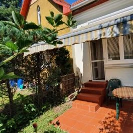 Majális Vendégház Miskolc - Medence/kert