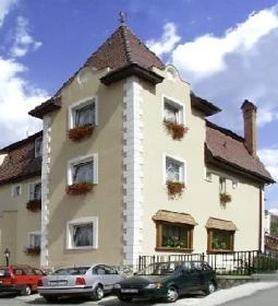 Bonfini Reneszánsz Étterem