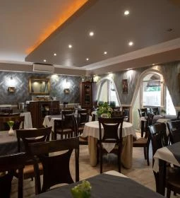 Ambrózia Szálláshely és Étterem