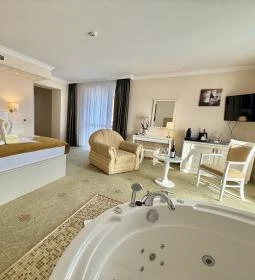 Calimbra Konferencia & Wellness Hotel