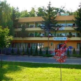 Flóra Panzió Miskolctapolca - Külső kép