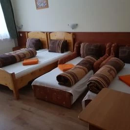 Hungária Panzió Miskolctapolca - Szobák