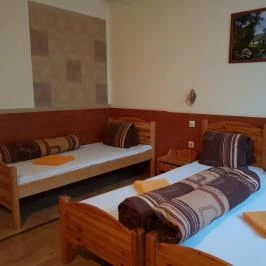 Hungária Panzió Miskolctapolca - Szobák