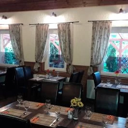 Hungária Panzió Miskolctapolca - Vendéglátás