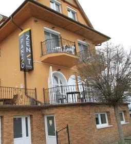 Zenit Panzió