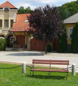 Club Leonardo Étterem és Panzió