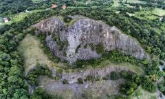 Hegyestű tanúhegy